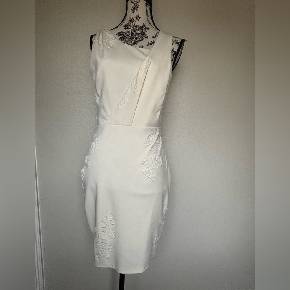 Marineblu beige Floral Mini Dress - Picture 3 of 12